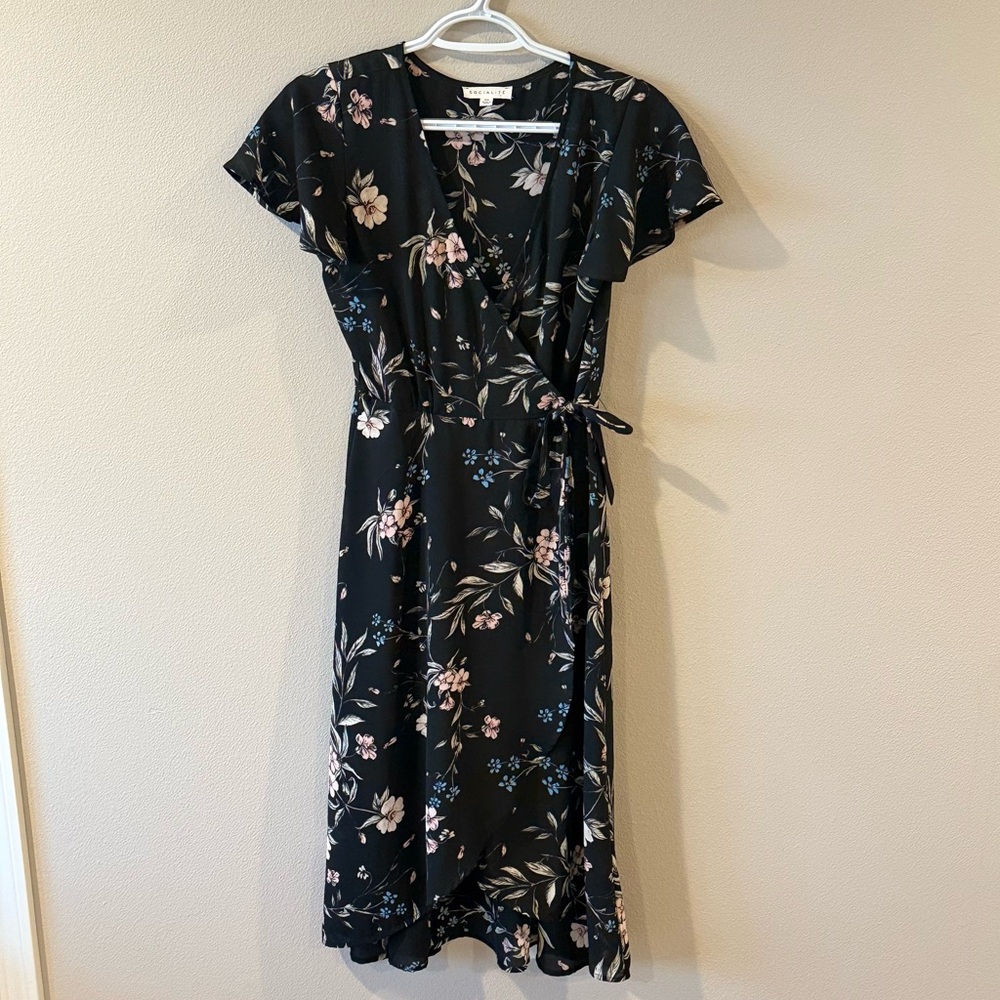 Nordstrom Socialite Black Floral Wrap Dress - XS